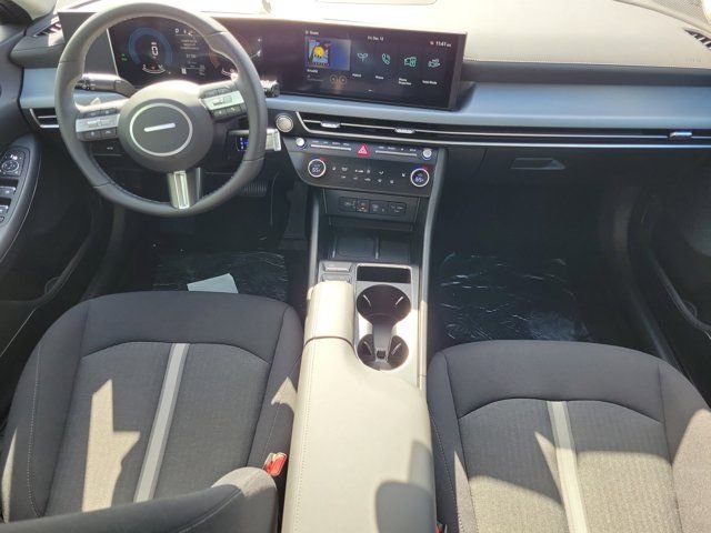 2025 Hyundai Sonata Hybrid SEL - Photo 13