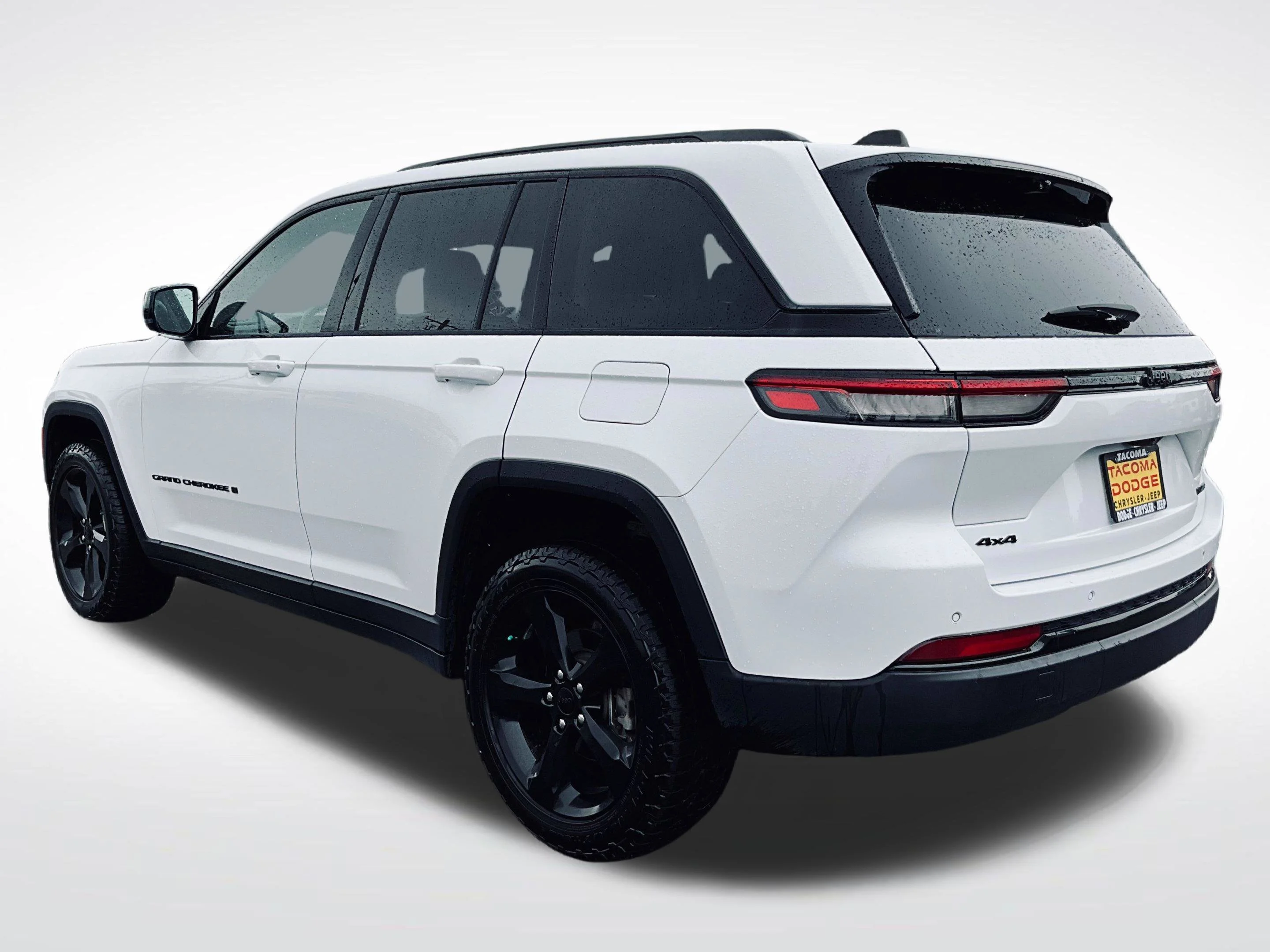 Used 2023 White Jeep Limited image 3