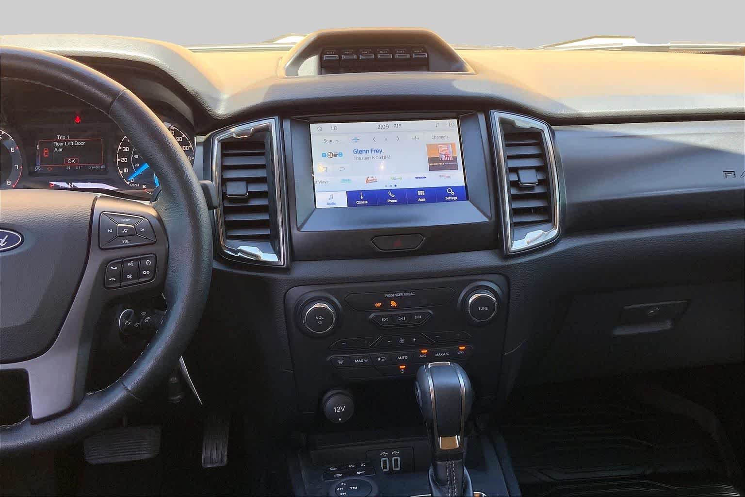 Used 2023 Oxford White Ford XLT image 7
