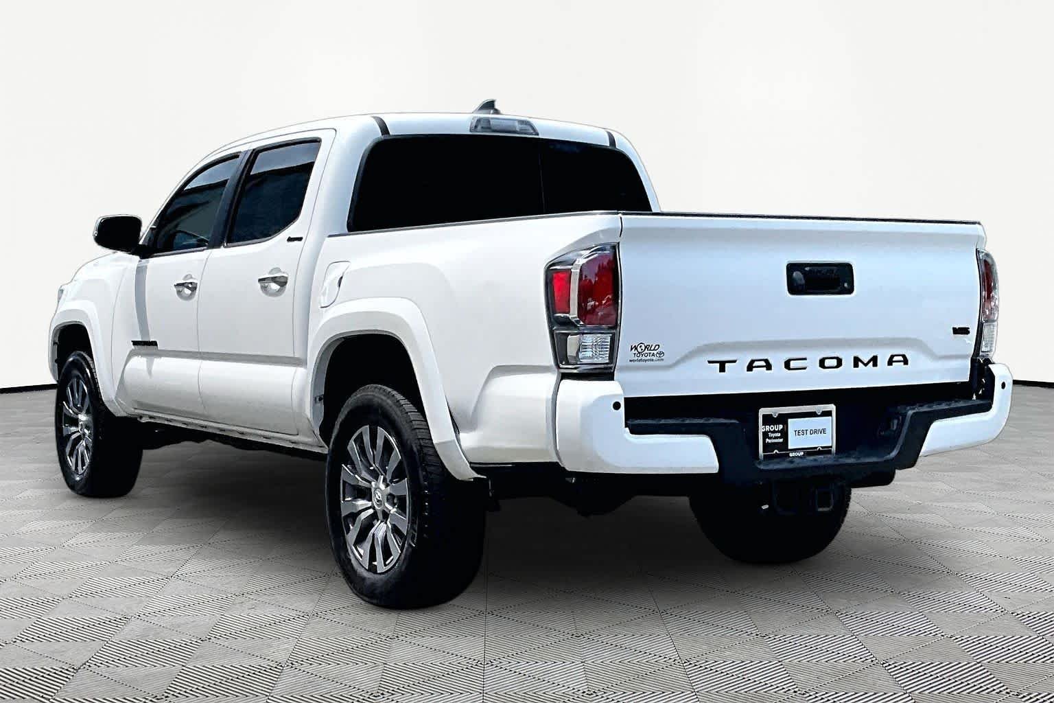 Used 2023 Ice Cap Toyota Limited image 12