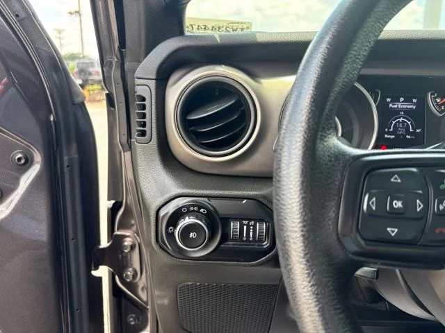 Used 2020 Gray Jeep Sport image 16