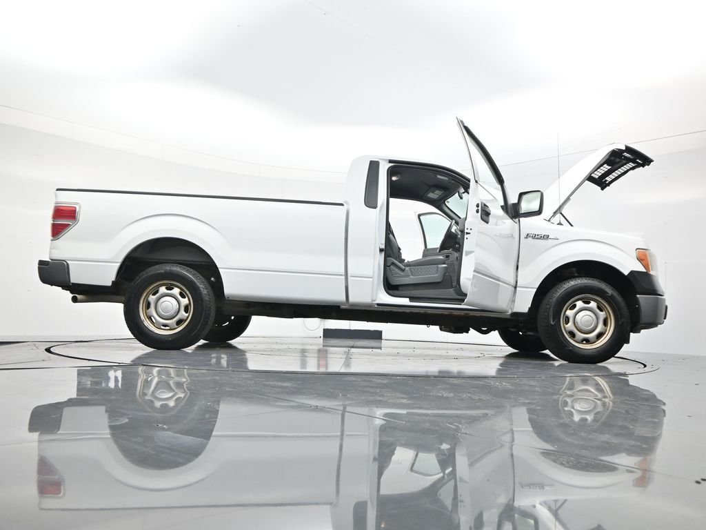 Used 2013 Oxford White Ford XL image 45