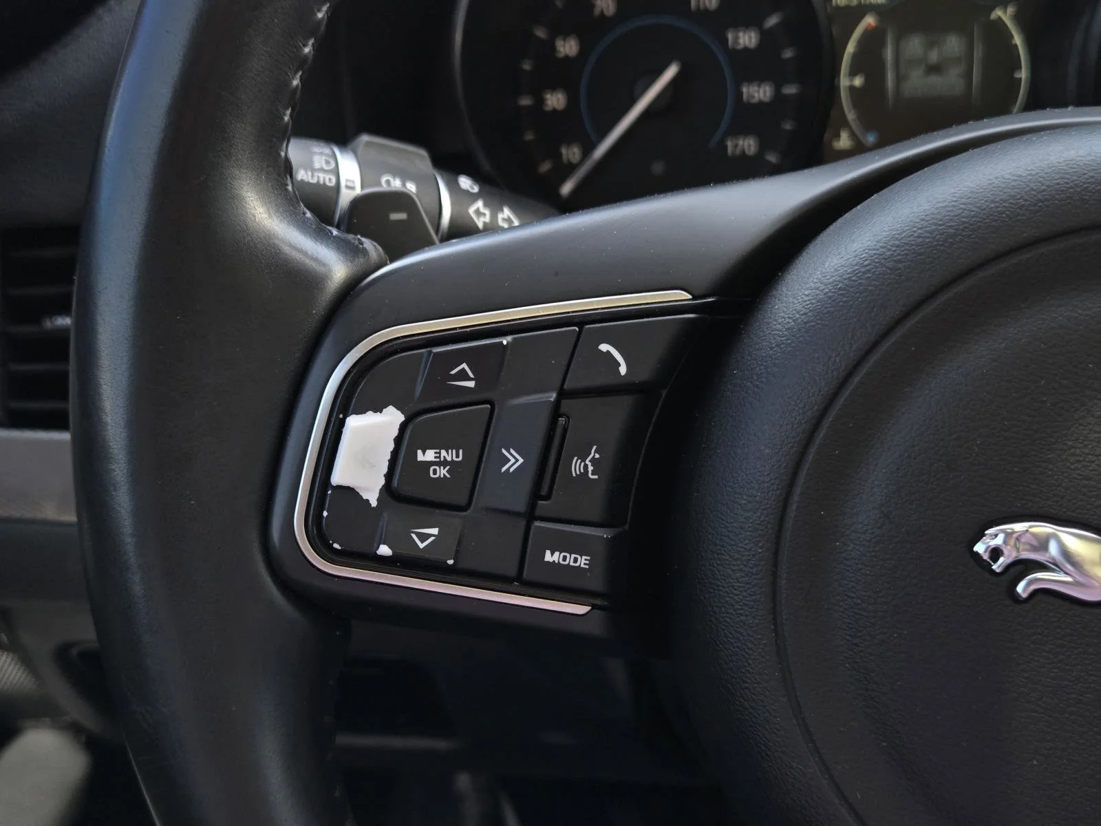 Used 2017  Jaguar 35t Premium image 14
