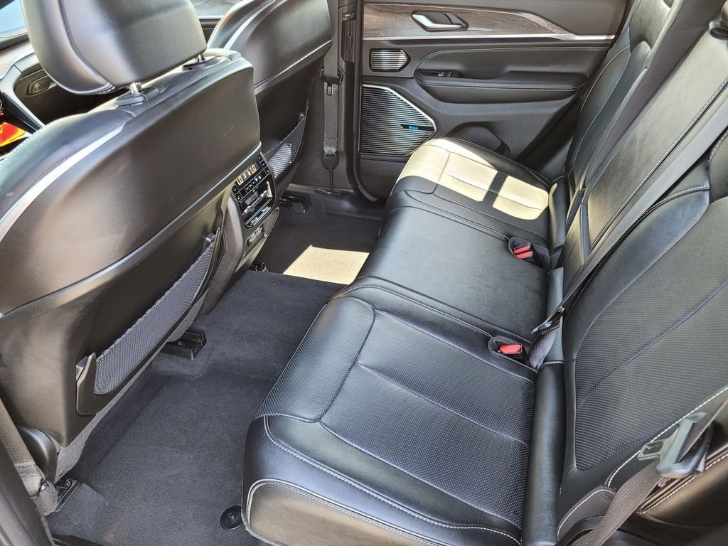 Used 2023 Gray Jeep Overland 4xe image 12
