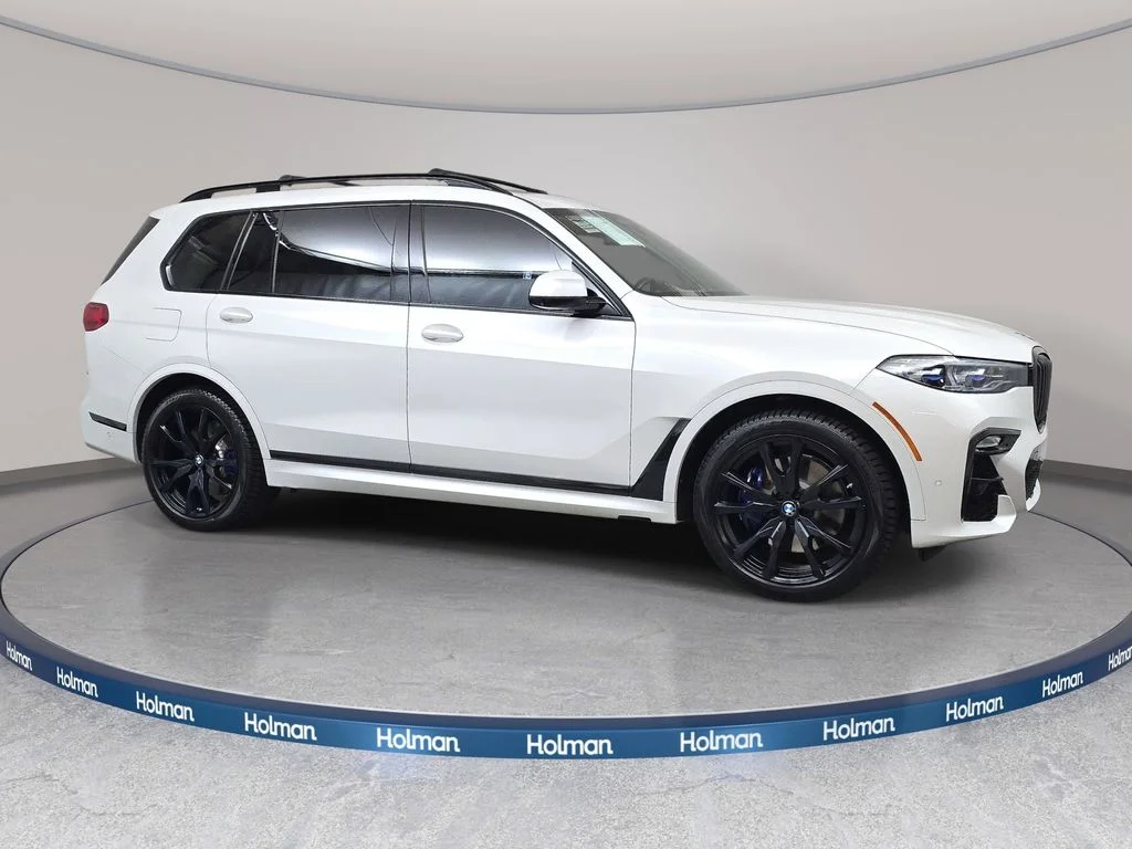 Used 2020 White BMW M50i image 4