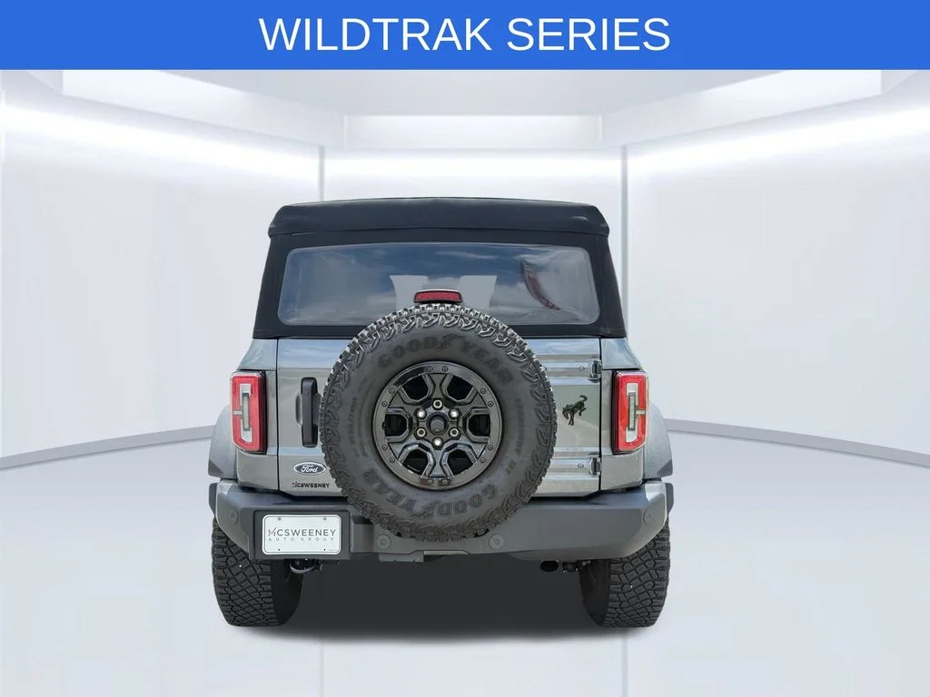 Used 2024 Gray Ford Wildtrak image 29