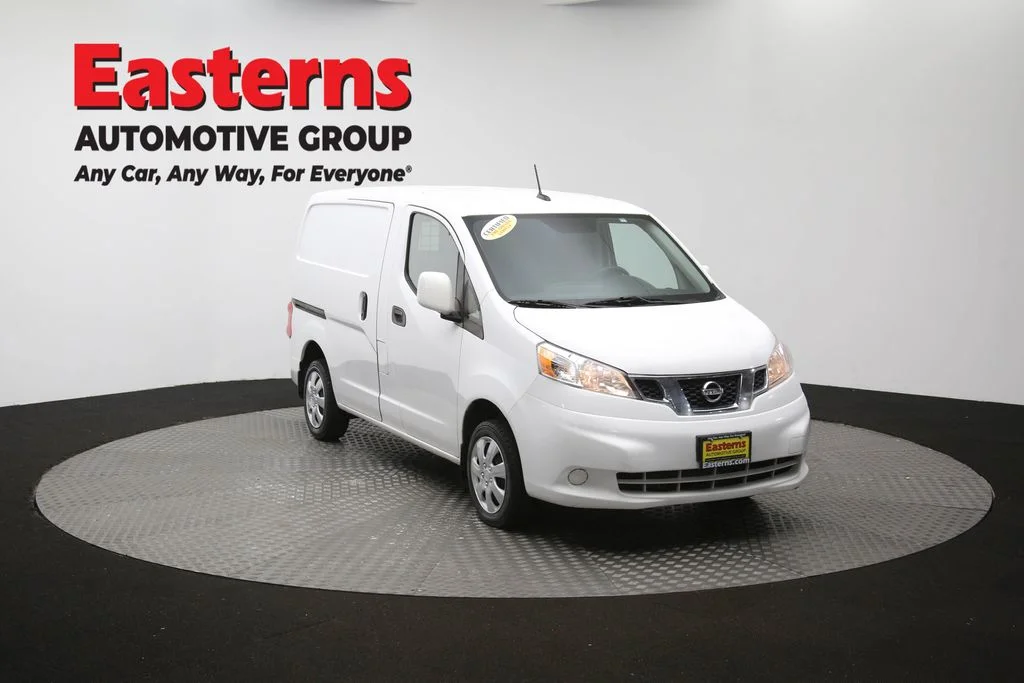 Used 2020 White Nissan SV image 49