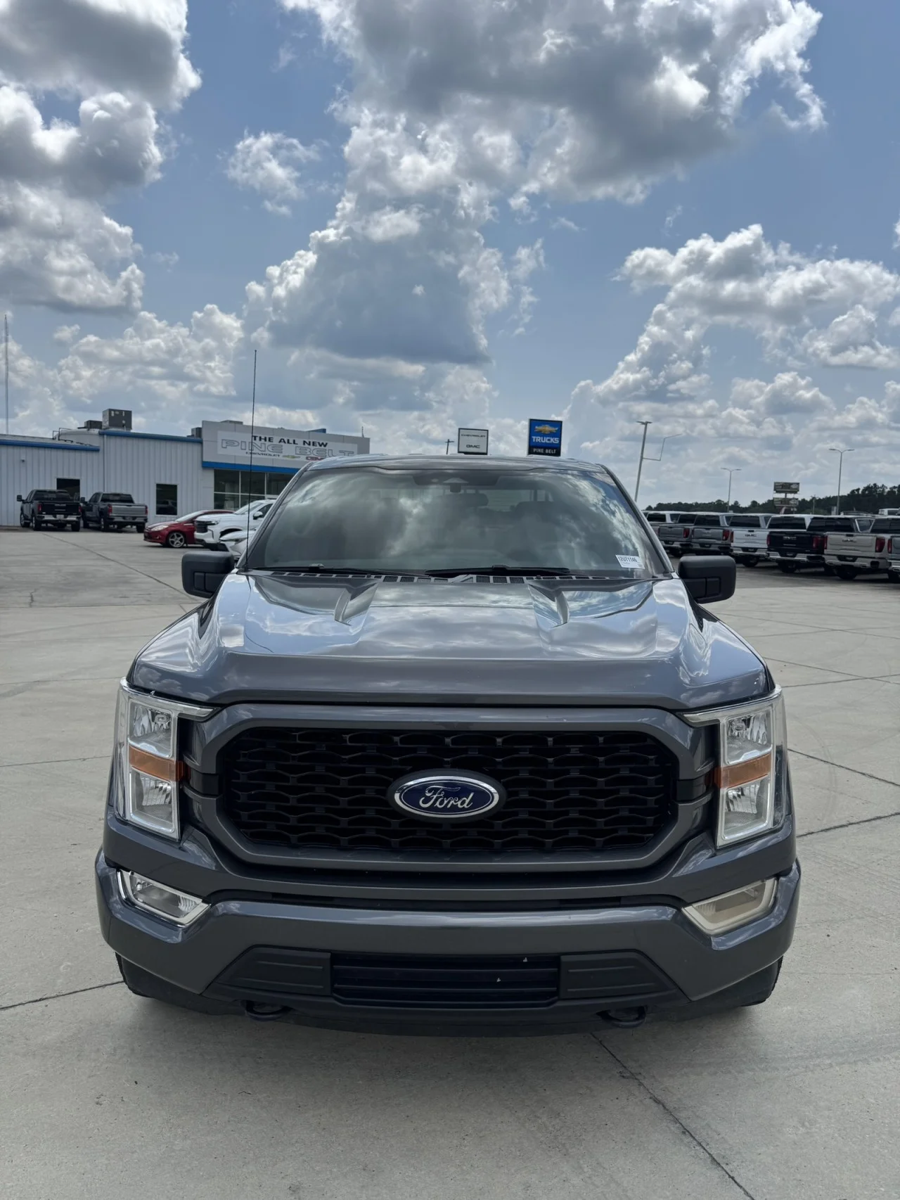 Used 2021 Grey Ford XL image 2