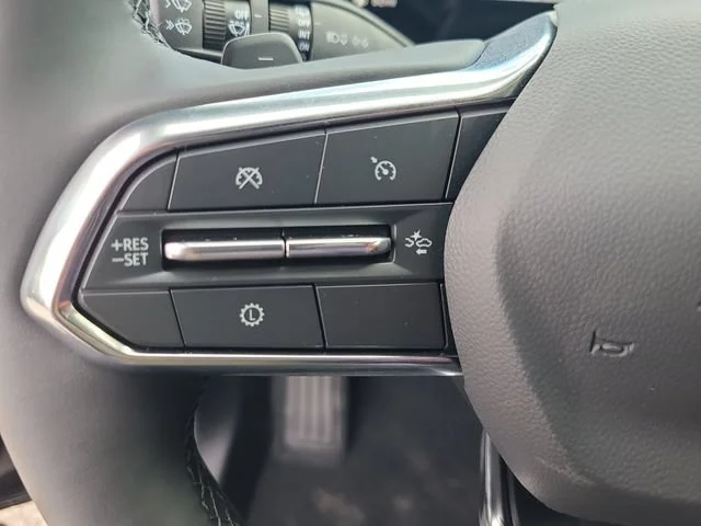 New 2027 Mosaic Black Metallic Chevrolet LT image 26