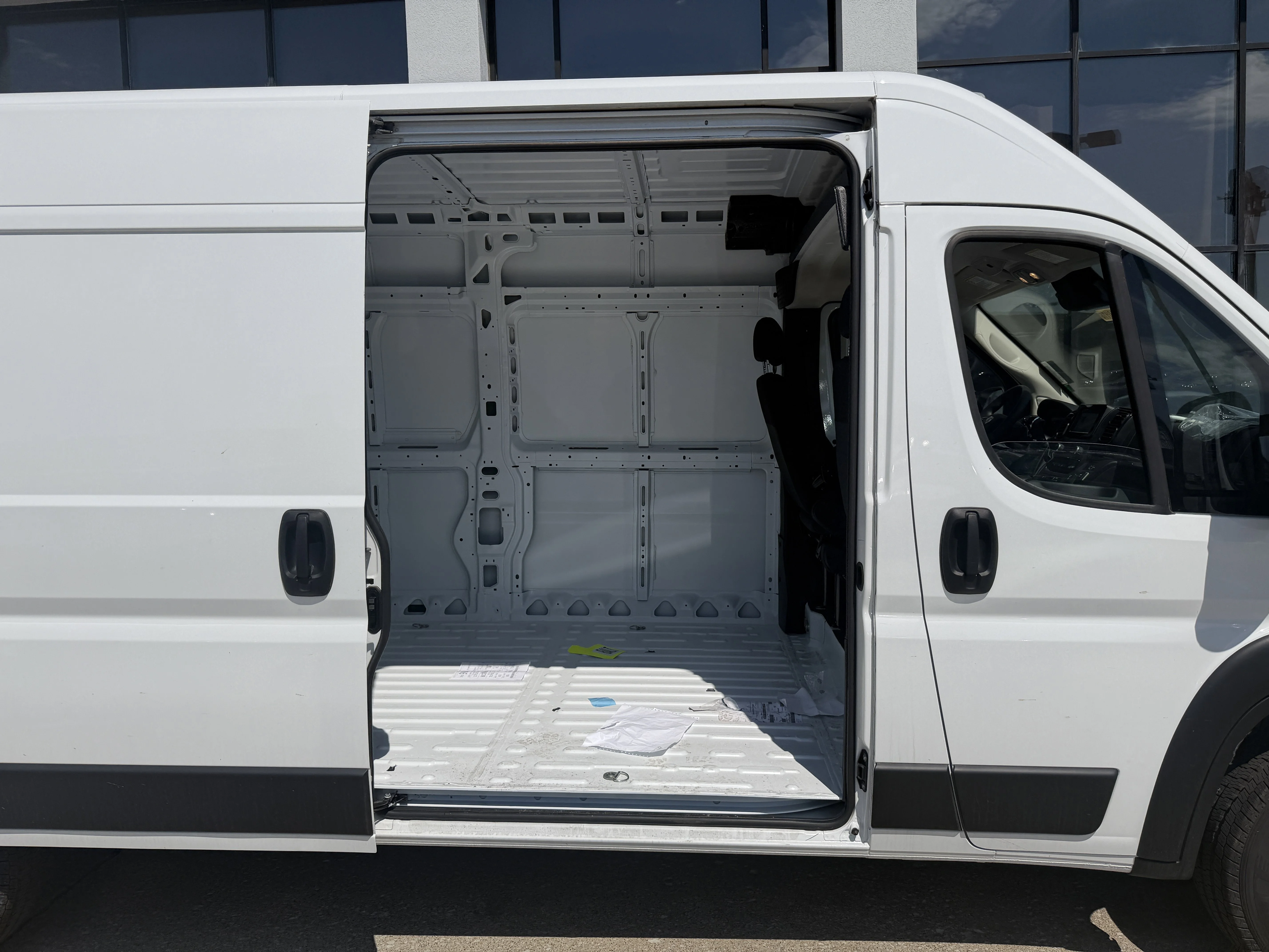 New 2026 Bright White Clear-Coat Exterior Paint RAM Tradesman image 22