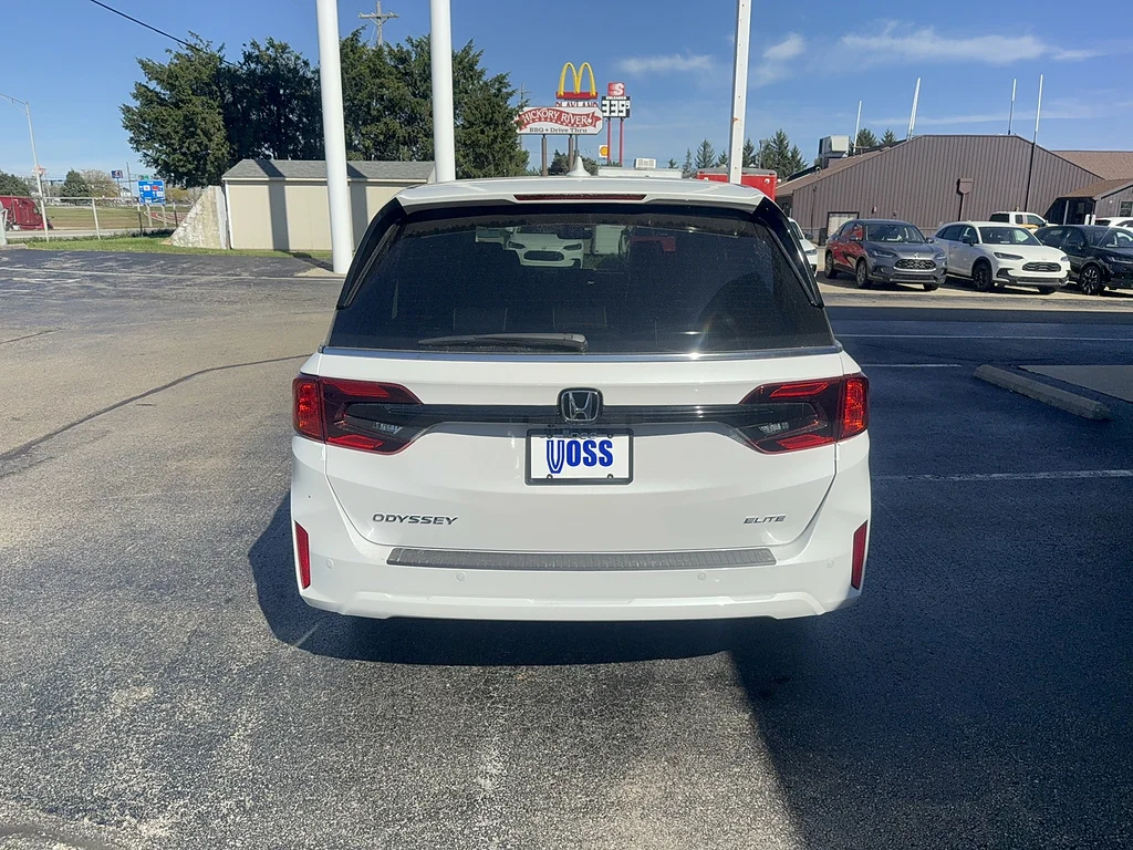 2027 Honda Odyssey Elite, photo 6 of 12