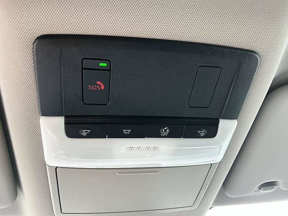 Used 2023 Gun Metallic Nissan SV image 21