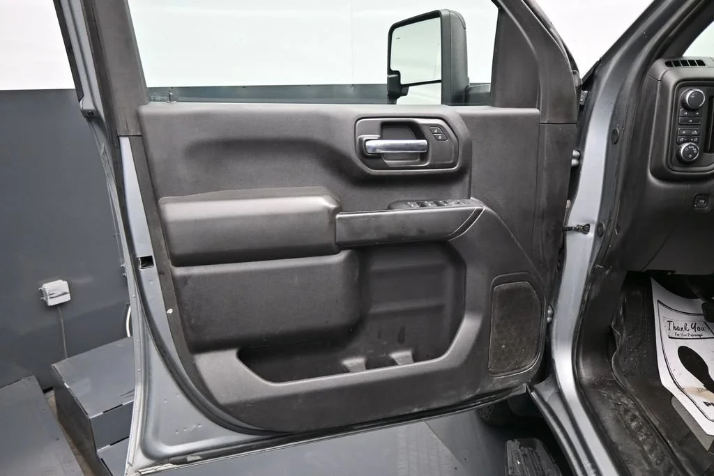 Used 2024 Gray Chevrolet Custom image 11