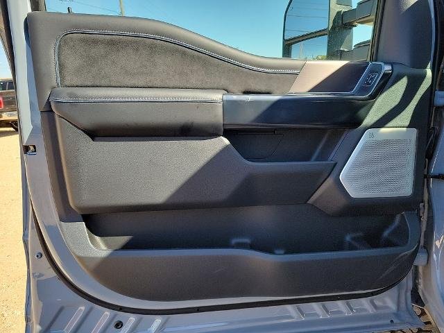 New 2026 Glacier Gray Metallic Tri-Coat Ford F-250® Platinum® image 18