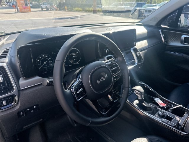 Certified Used 2023 Wolf Gray Kia SX image 9