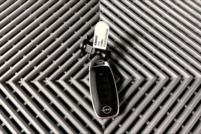 Used 2023 Boulder Gray Pearl Nissan Platinum image 11