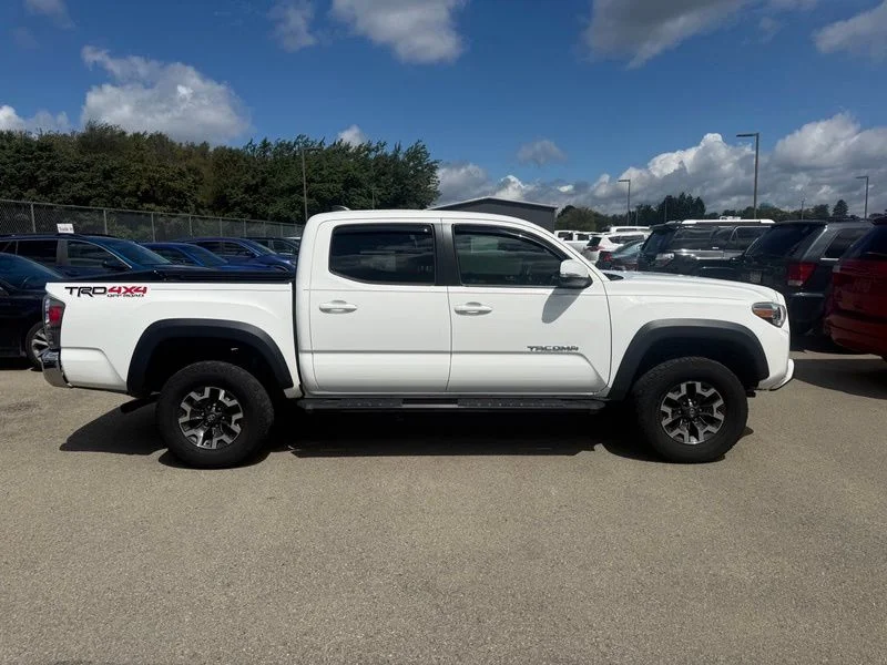 Used 2020 White Toyota TRD Off-Road image 12