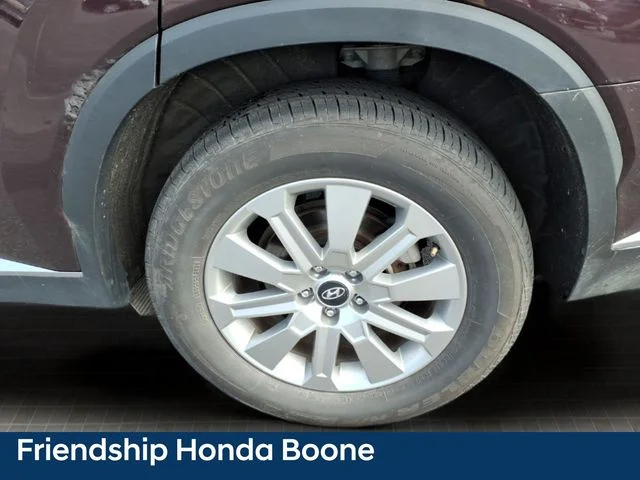 Used 2025 Red Hyundai SEL image 13