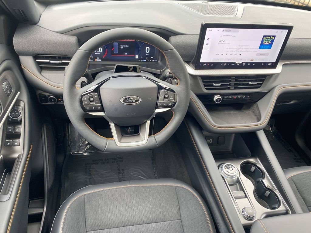 New 2026 Agate Black Metallic Ford Tremor® image 10