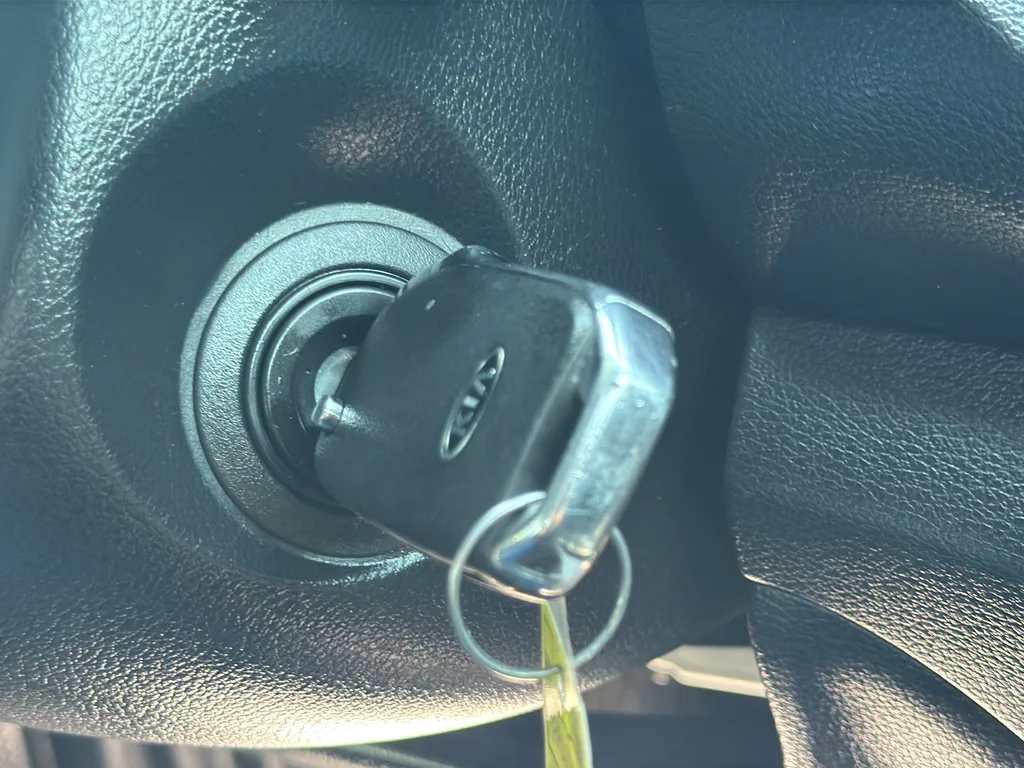 Used 2019 Blue Kia S image 14