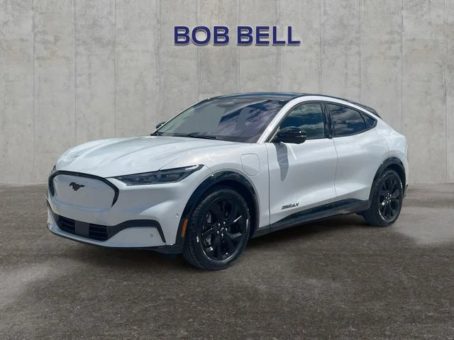 Used 2023 White Ford Premium image 1