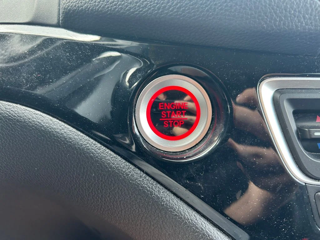 Used 2017  Honda Touring image 33