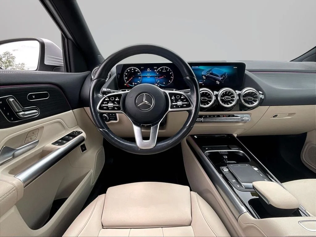 Used 2023  Mercedes-Benz GLA 250 image 10