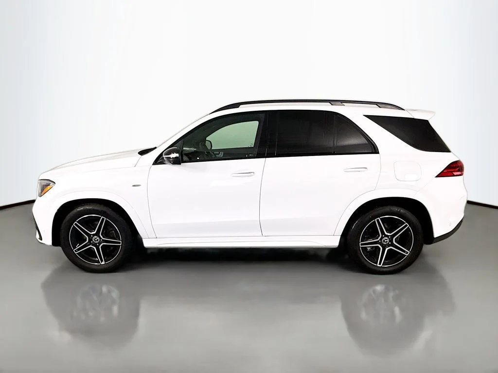 Certified Used 2025 Polar White Mercedes-Benz GLE 450e image 2