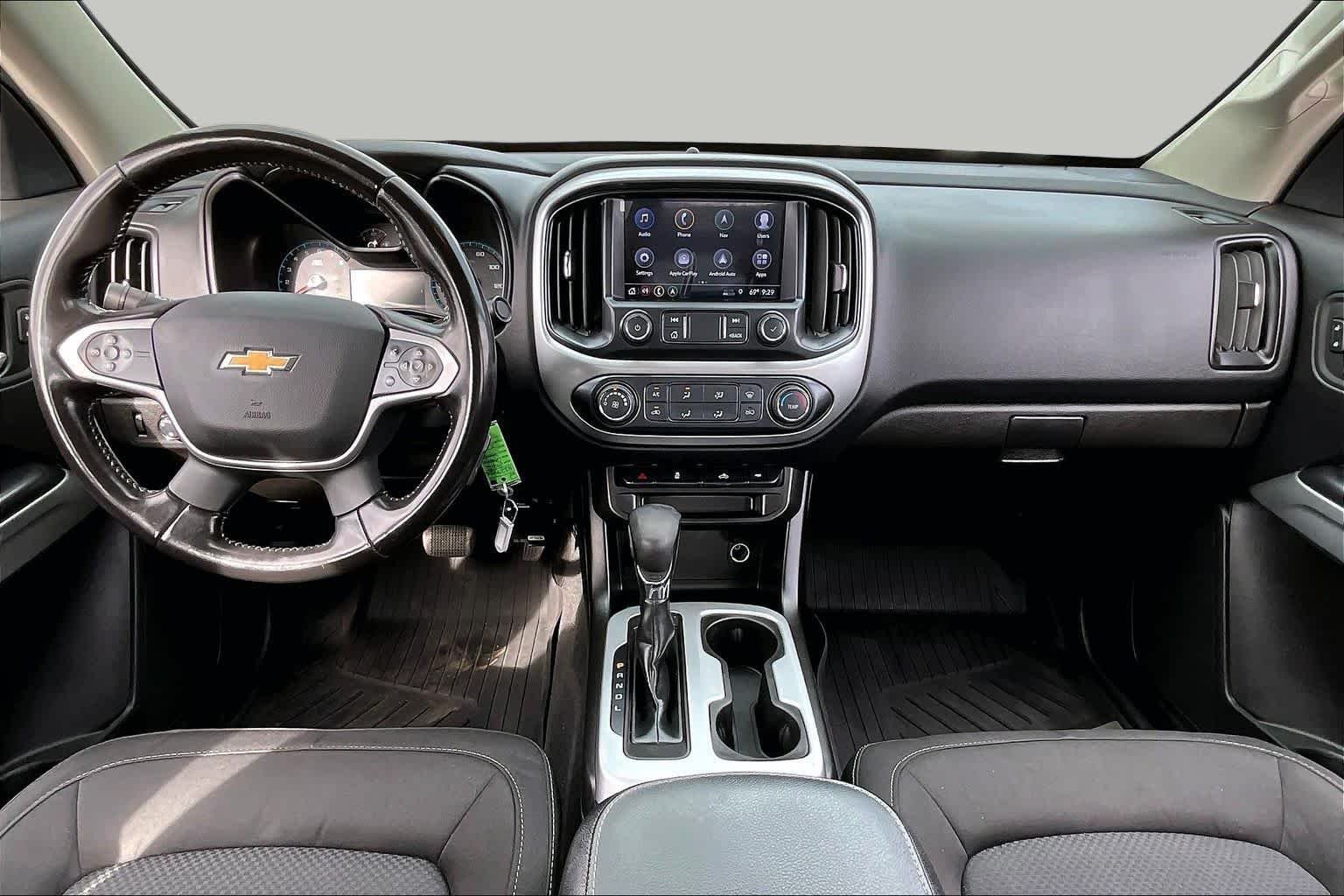 Used 2022 SATIN STEEL GRAY METALLIC Chevrolet 4WD LT image 16