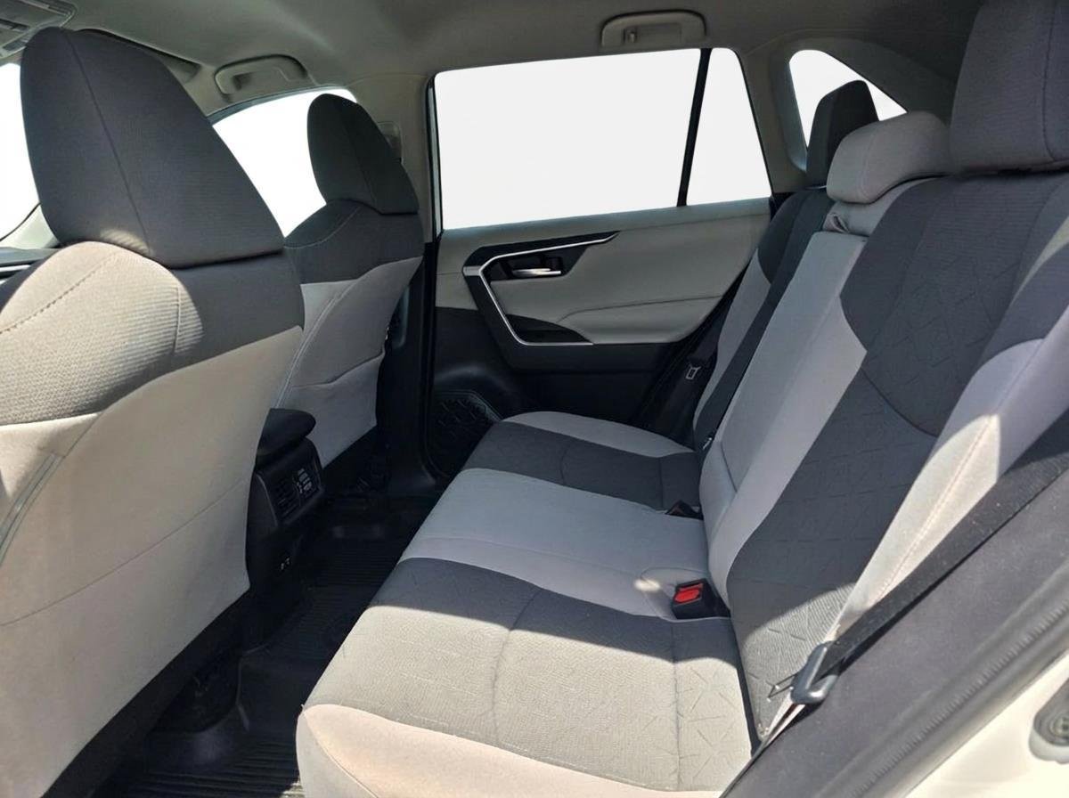 Used 2020 Super White Toyota XLE image 12