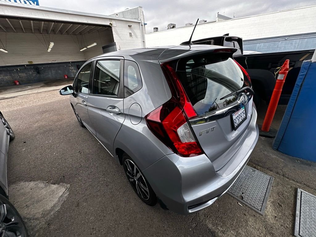 Used 2018 Lunar Silver Metallic Honda EX image 23