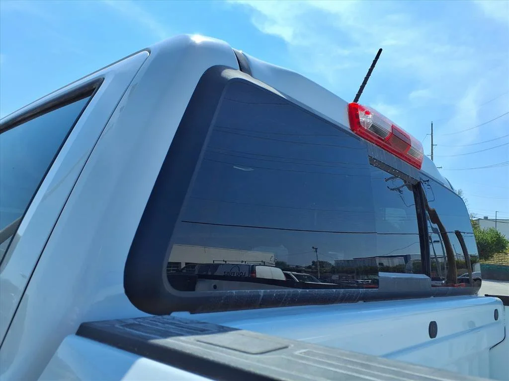 2026 GMC Canyon AT4 - Photo 23