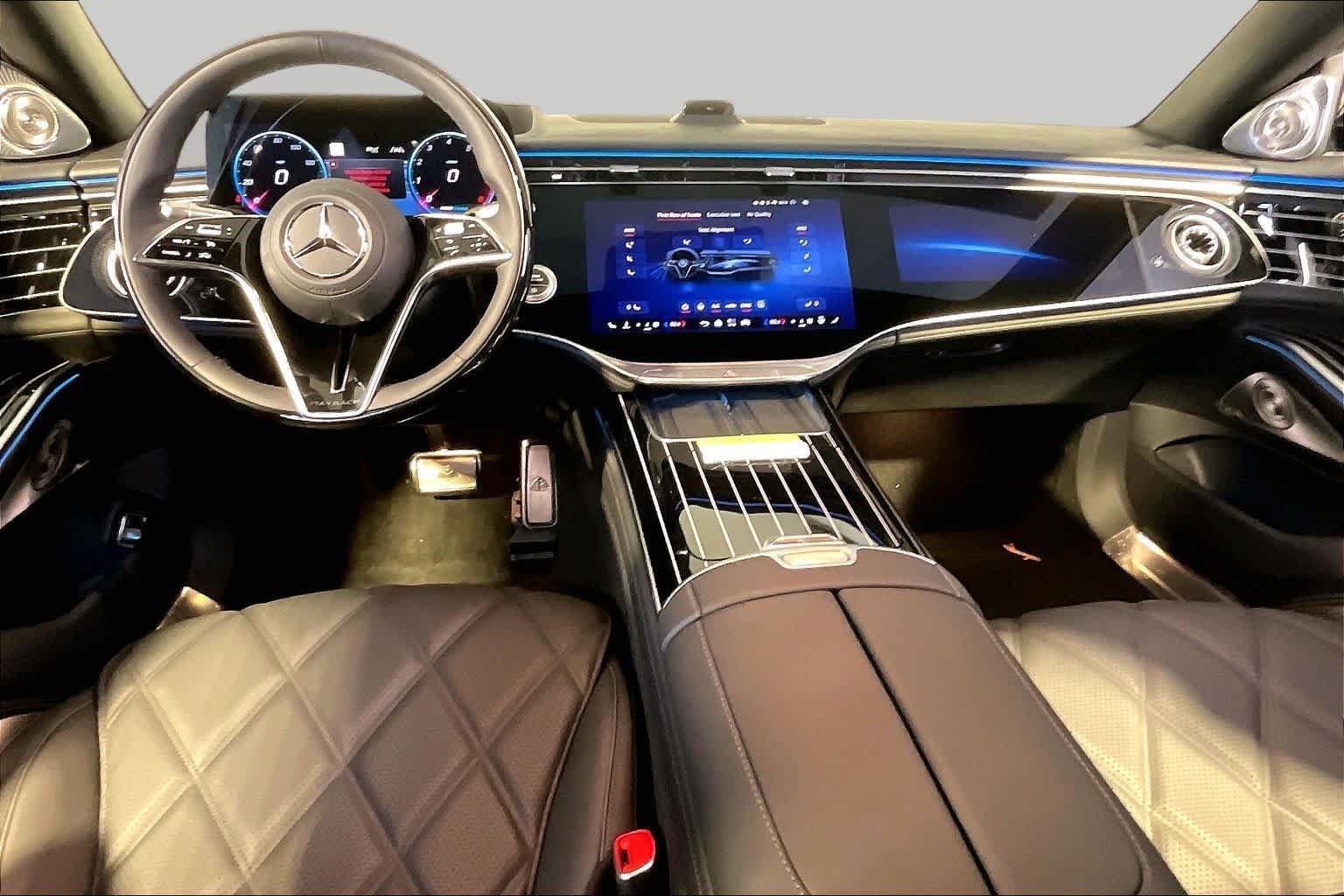 New 2027 MANUFAKTUR Moonlight White Metallic Mercedes-Benz Maybach S 580 image 7