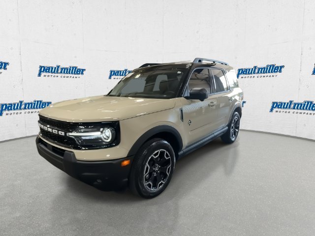 Used 2025 Beige Ford Outer Banks image 5