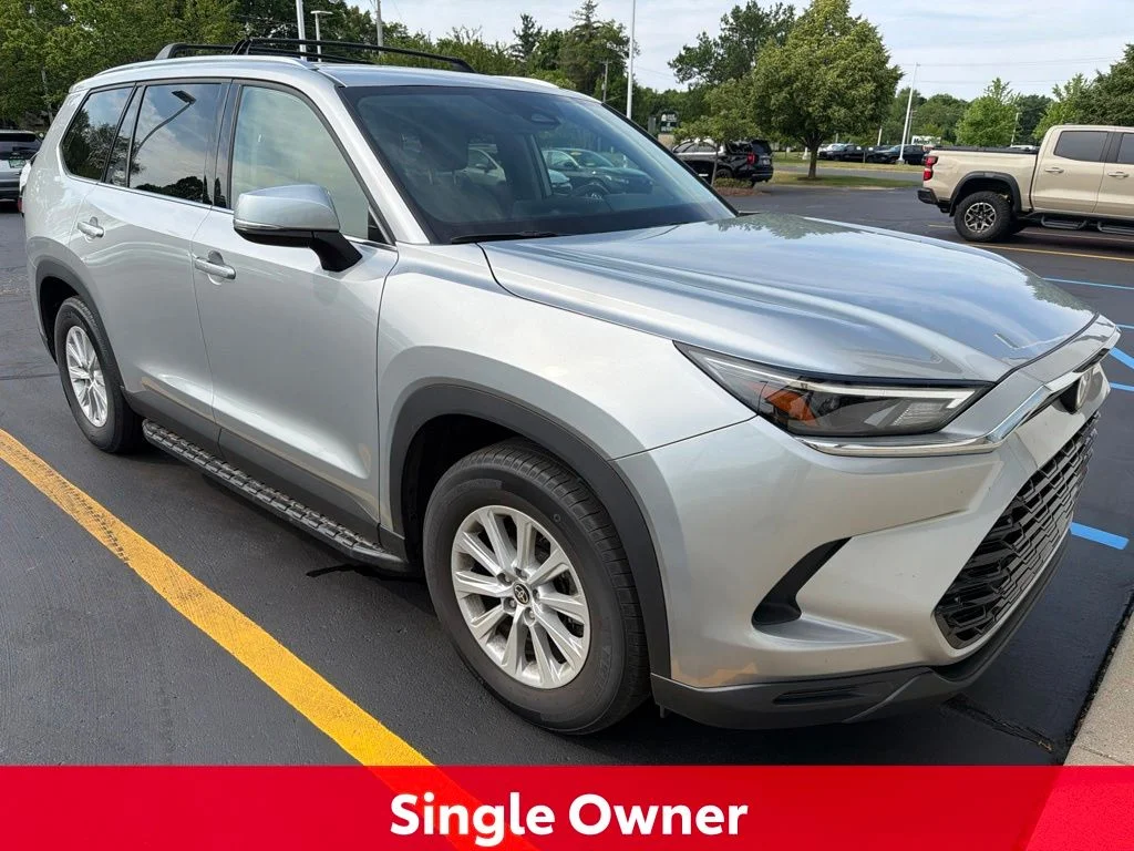 Certified Used 2024 Silver Toyota XLE image 15
