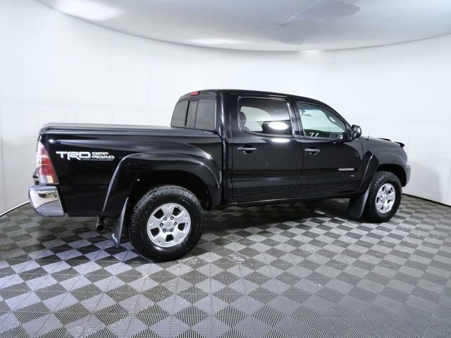 Used 2013 Black Toyota Base image 8