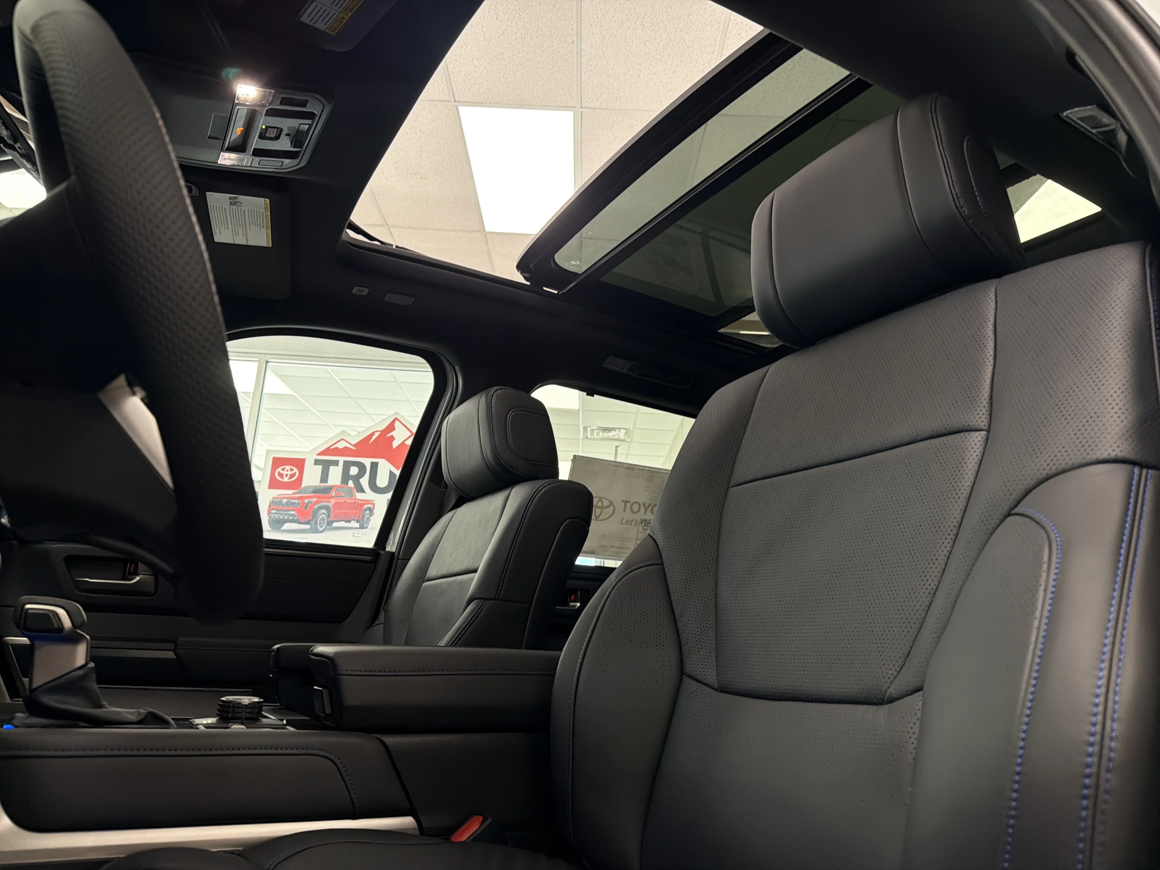 2026 Toyota Sequoia Platinum - Photo 26