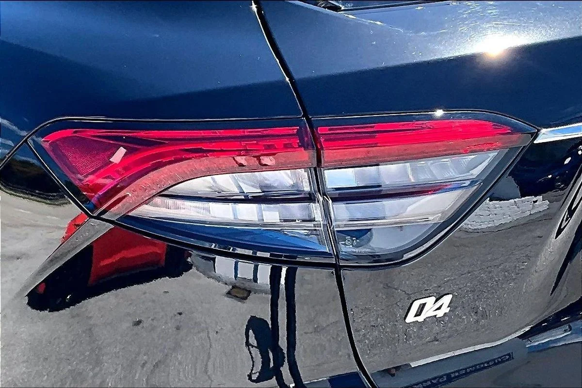 Used 2021  Maserati  image 23