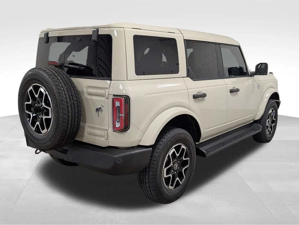 New 2026 Desert Sand Ford Outer Banks® image 21