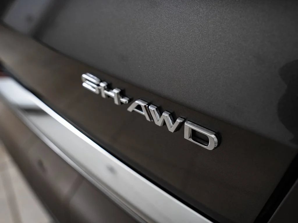 Certified Used 2024 Liquid Carbon Metallic Acura Technology image 20