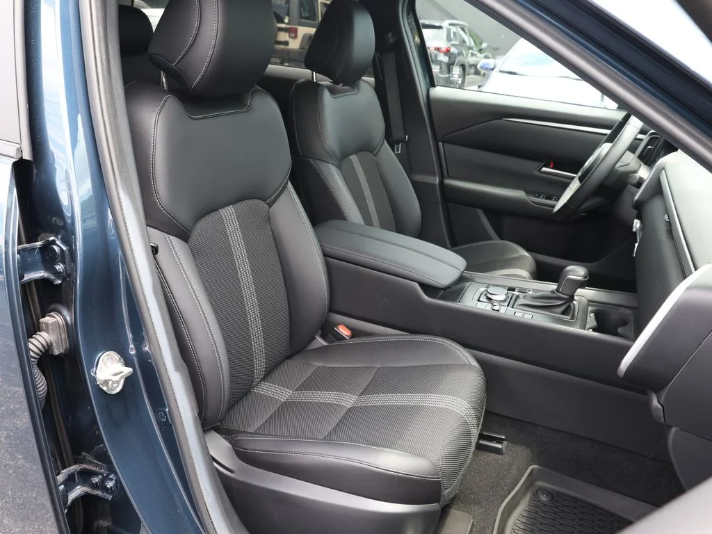 Certified Used 2025 Blue Mazda Preferred image 21
