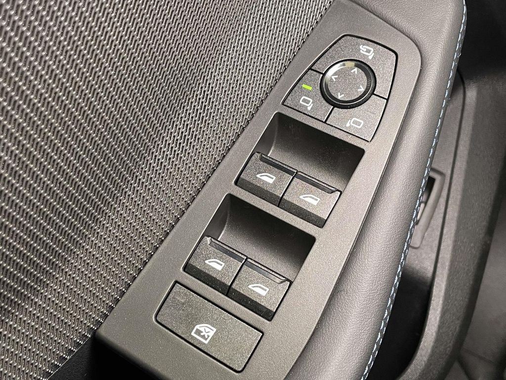 2025 BMW 2 Series M235 - Photo 29