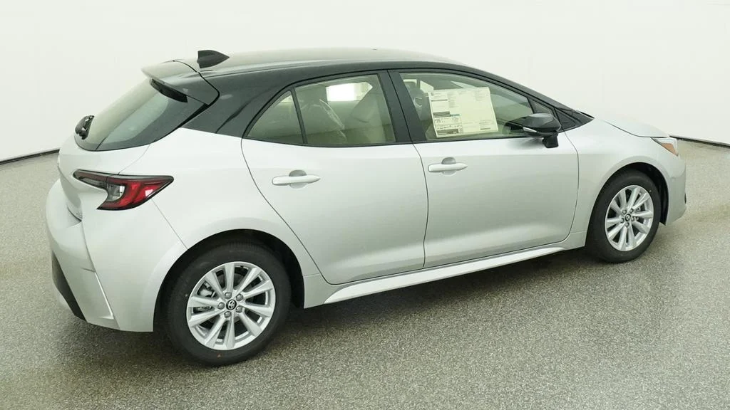 New 2027 Classic Silver Metallic with Black roof Toyota SE image 27
