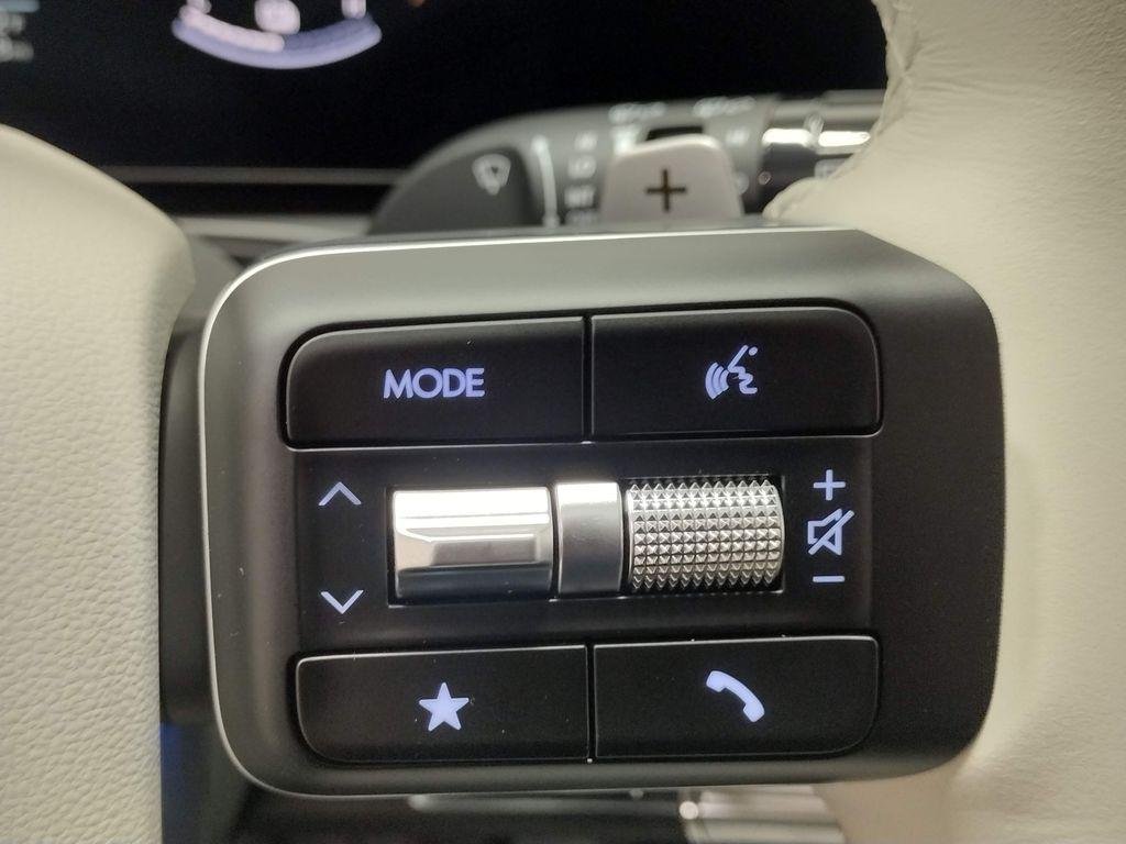 New 2026 White Hyundai SE image 26