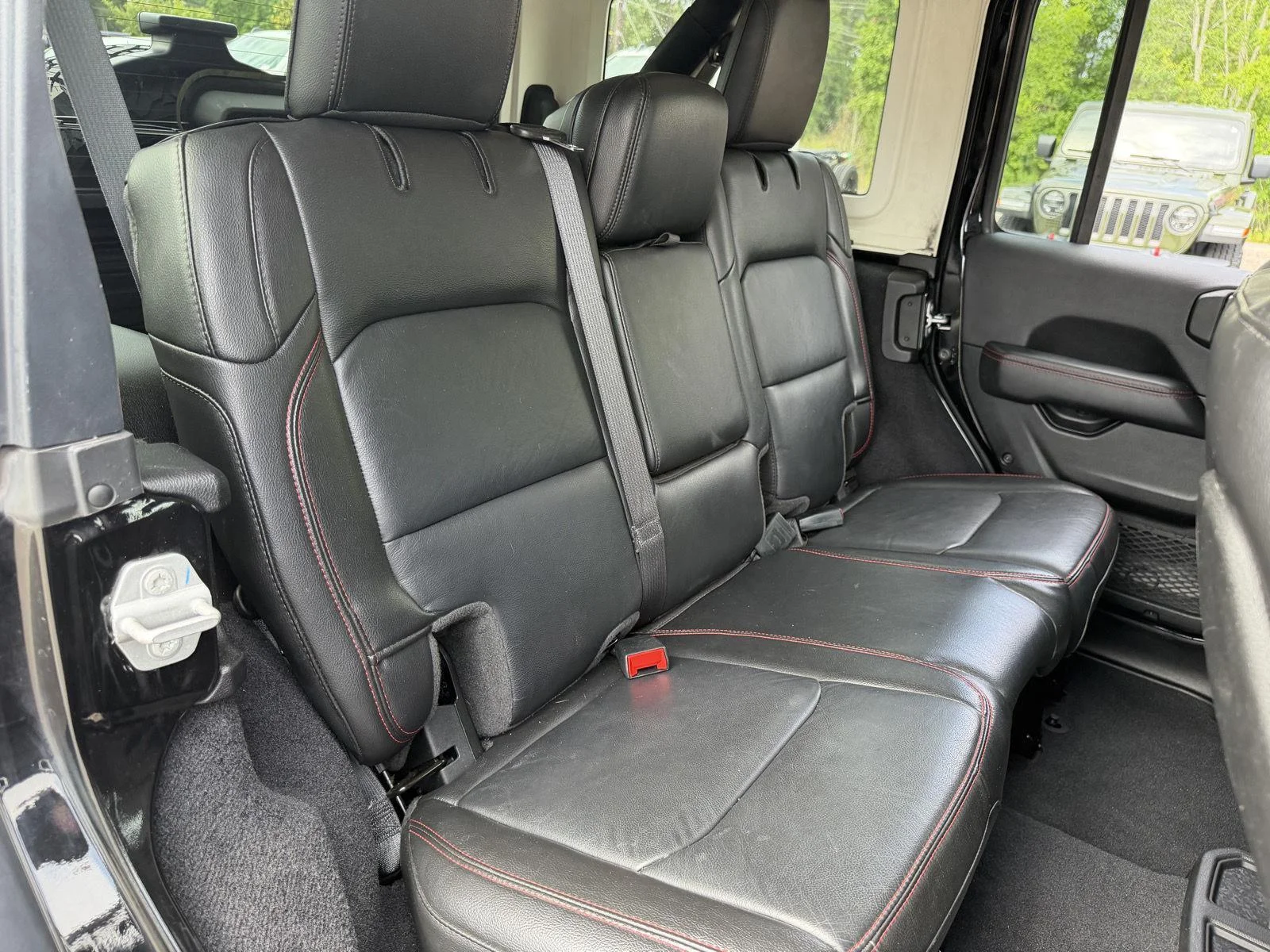 Used 2022 Black Clearcoat Jeep Unlimited Rubicon image 20