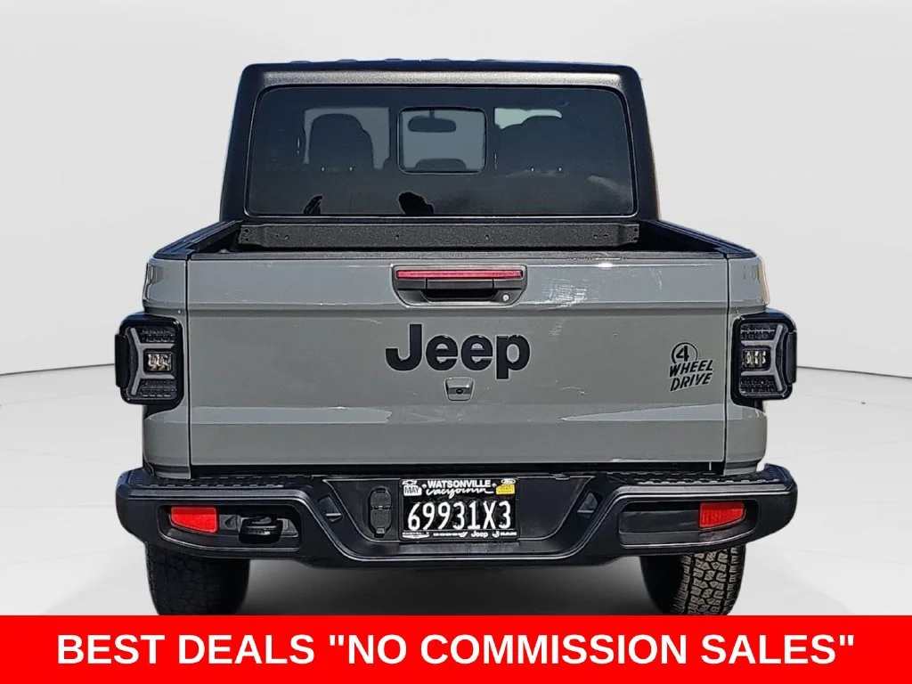 Used 2022 Gray Jeep Willys image 4