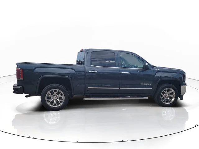 Used 2018 Gray GMC SLT image 4