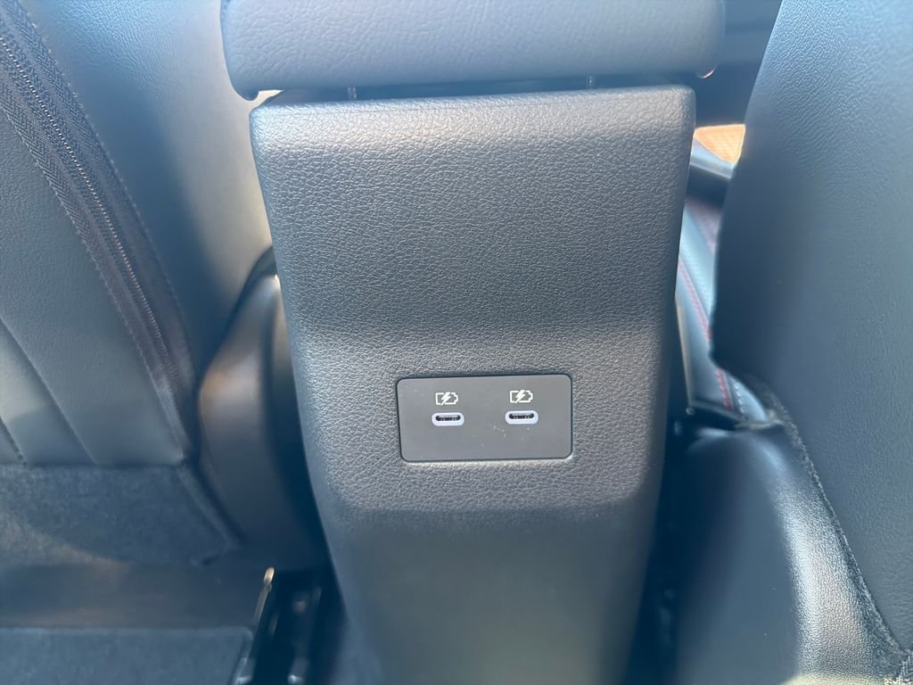 New 2026 Nissan Kicks SR 4D Sport Utility