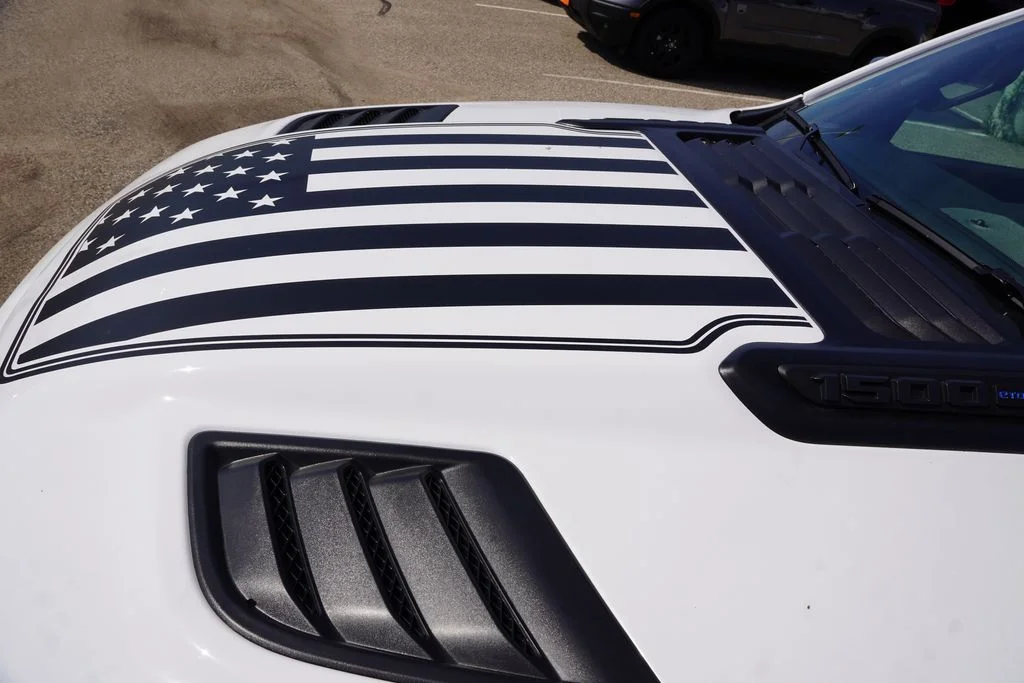 New 2026 Bright White Clear-Coat Exterior Paint RAM Laramie image 11
