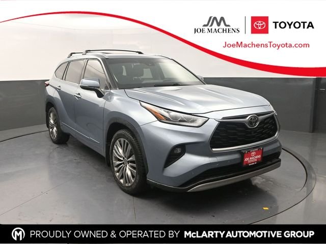 Used 2021 Blue Toyota Platinum image 1